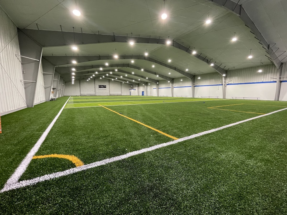 St.Luke's Sports Center [Fieldhouse]