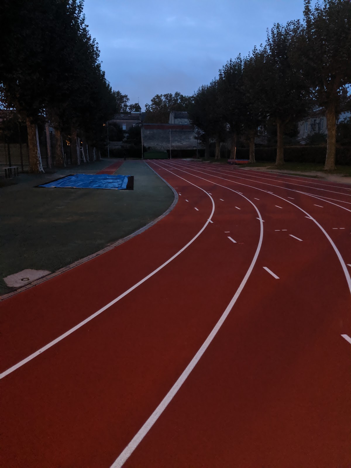 Stade - Photo 1