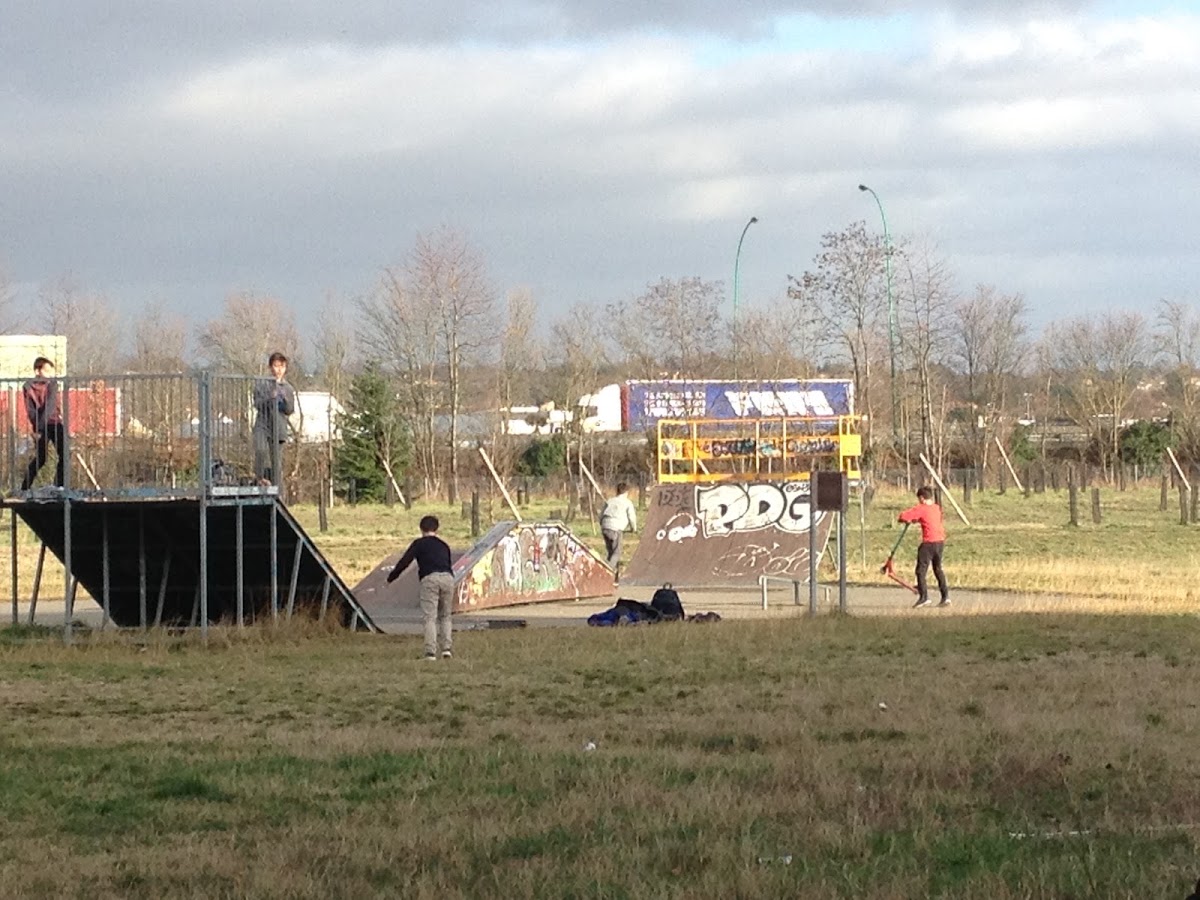 Stade de la Base Verte des Argoulets - Photo 3