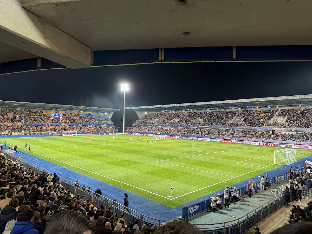 Stade de l'Aube - Photo 2