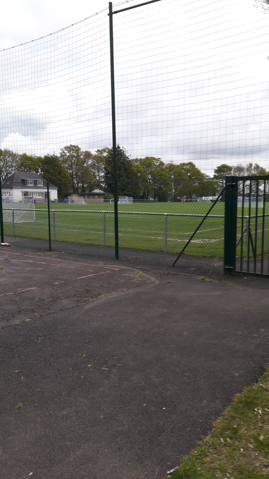Stade d'Ergué-Armel - Photo 1