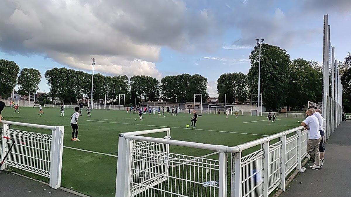 STADE DU CHENE HOUPLINE (VOLTING) - Photo 1