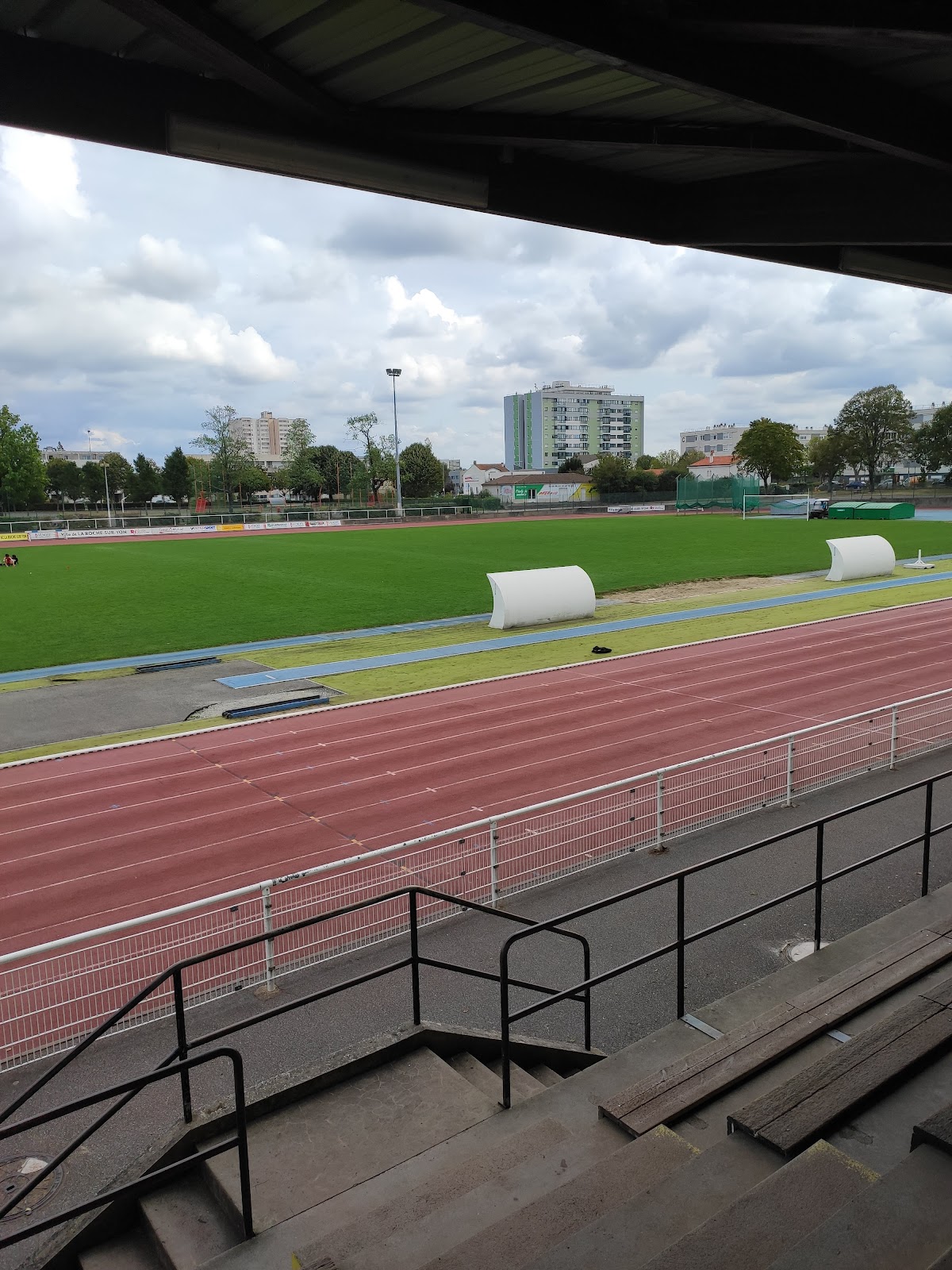 Stade Jules Ladoumègue - Photo 1