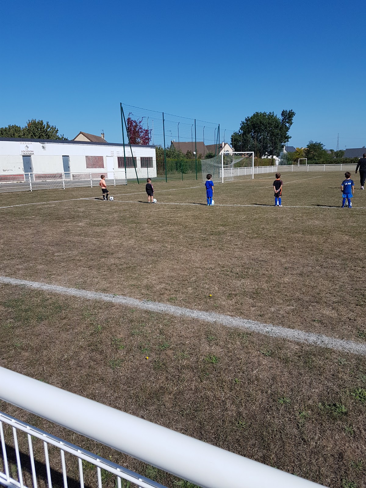 Stade municipal de Démouville