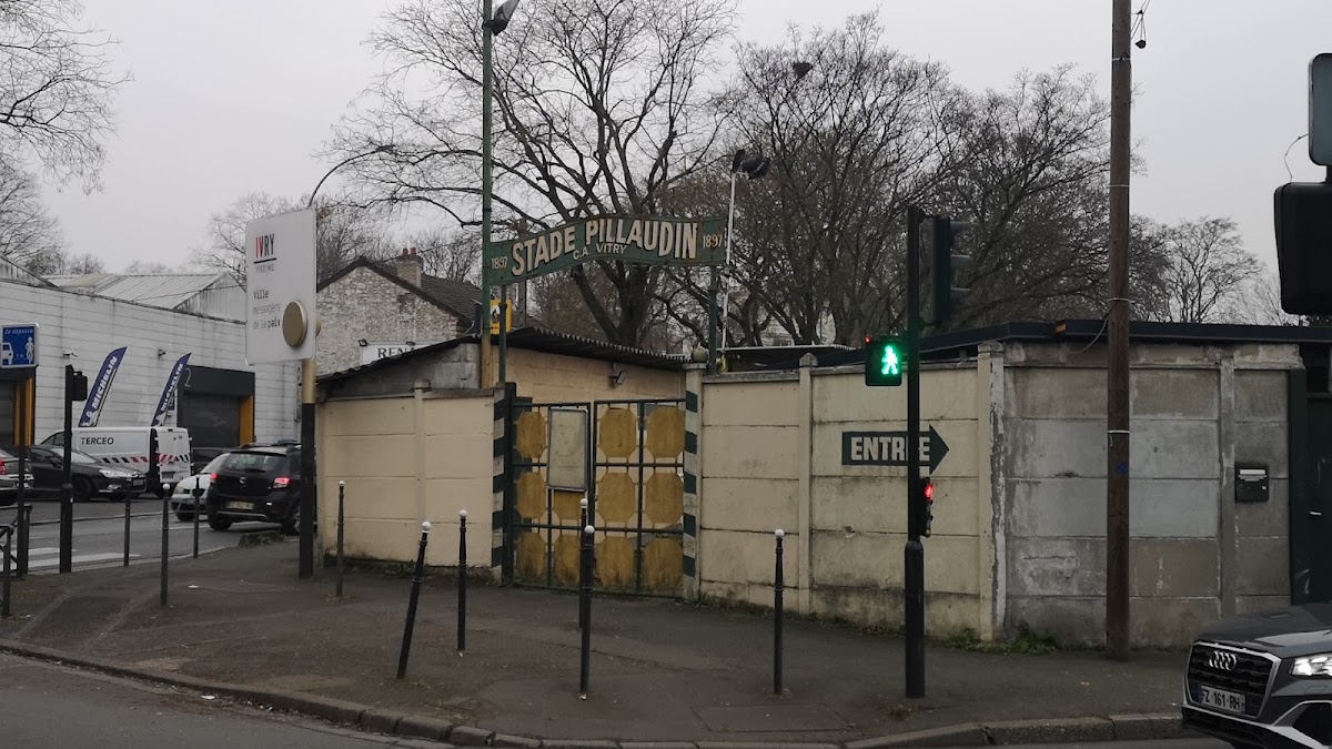 Stade Pillaudin - Photo 3
