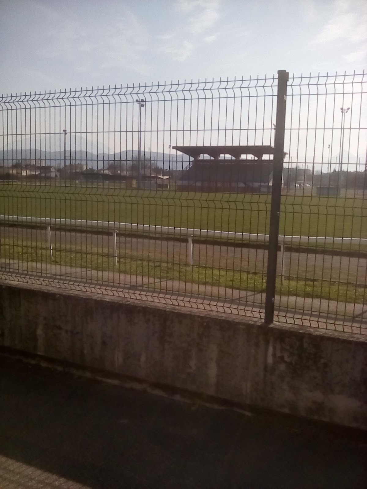 Stade Raymond Espagnac - Photo 3