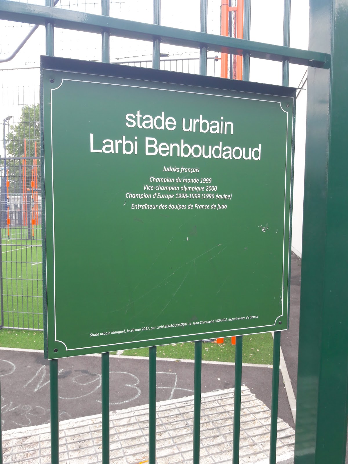 Stade urbain Larbi Benboudaoud - Photo 2