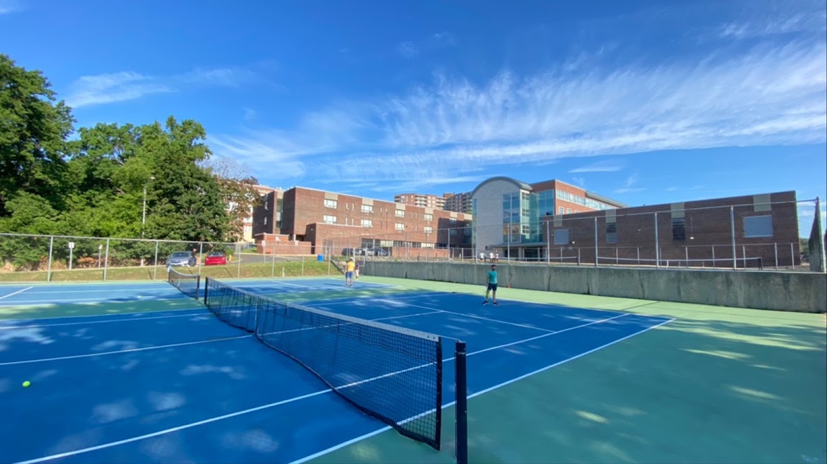 Stamford High school tennis court - Photo 1