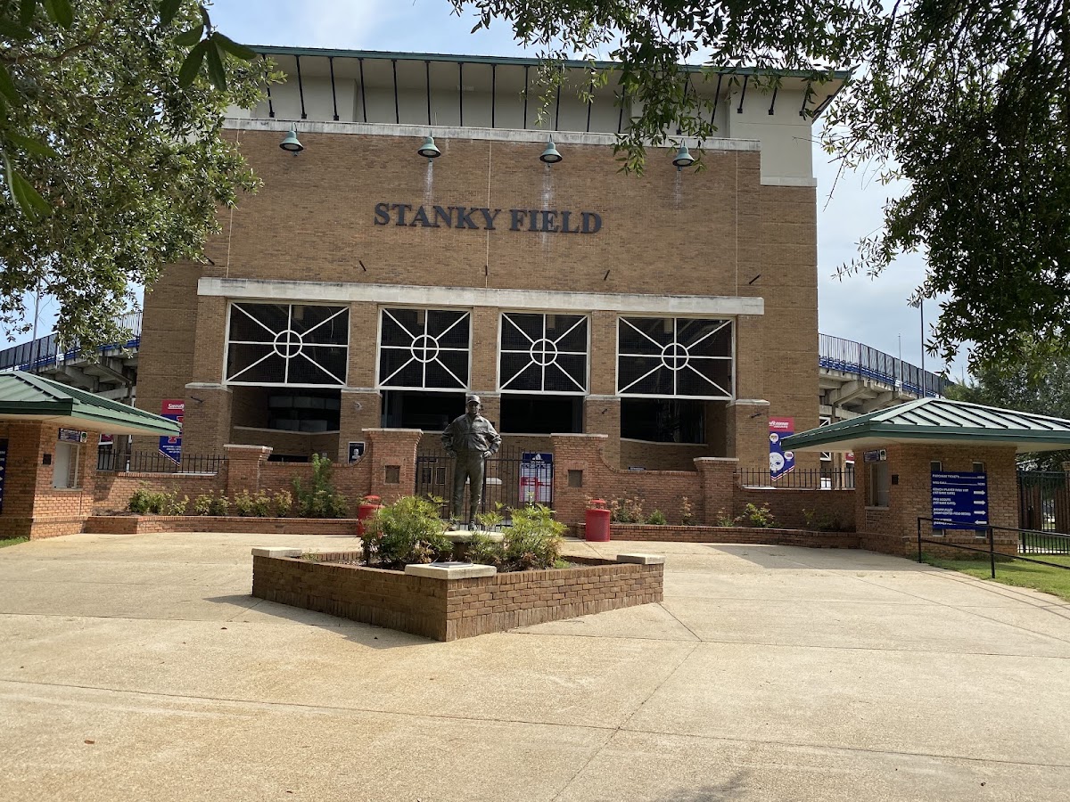 Stanky Field - Photo 3