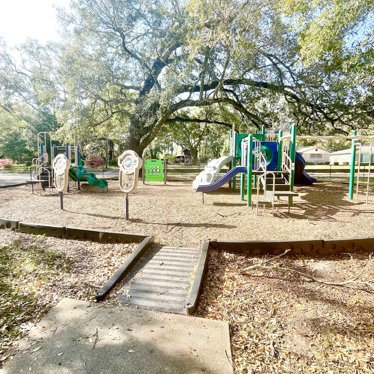 Stotts Park - Photo 1