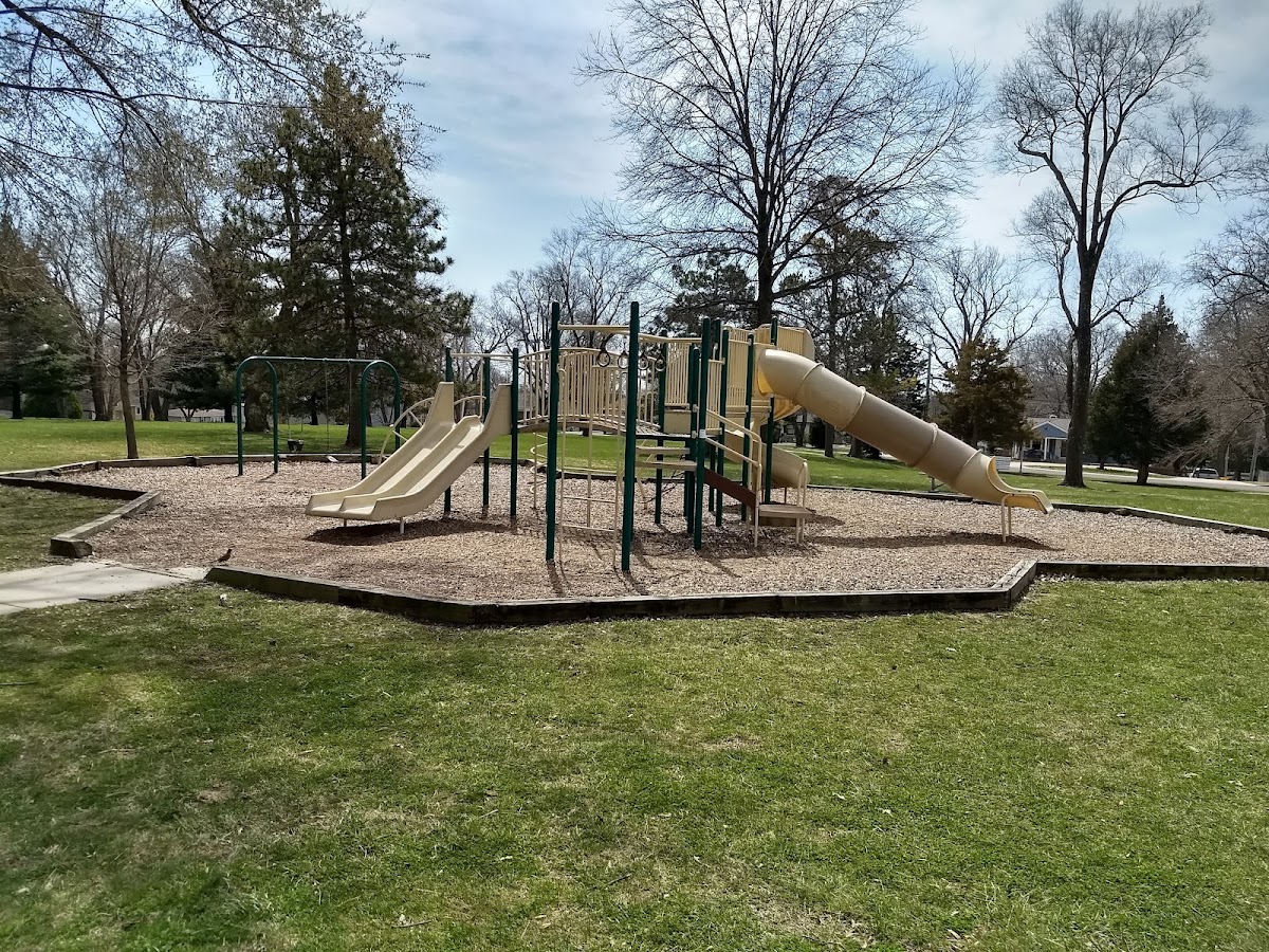 Strang Park - Photo 1