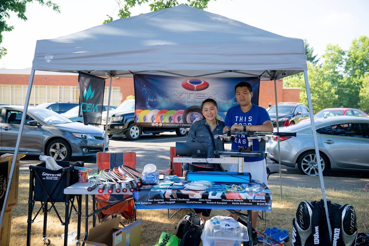 Strings and Racquets Stringing Shop
