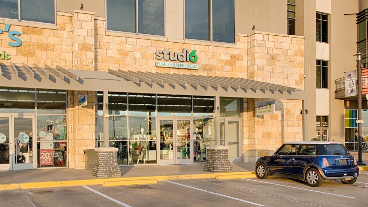 Studio 6 Fitness Dallas - Photo 3