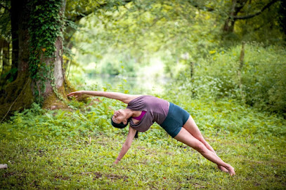 Studio Chen - Yoga/ Pilates /Yoga prénatal/ Bol tibétain-massage bain sonore/ Massage ci-jiu (Paris19 et Paris20) - Photo principale