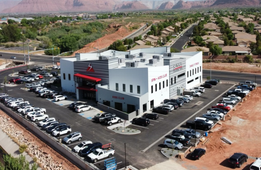 Summit Athletic Club - Photo 1