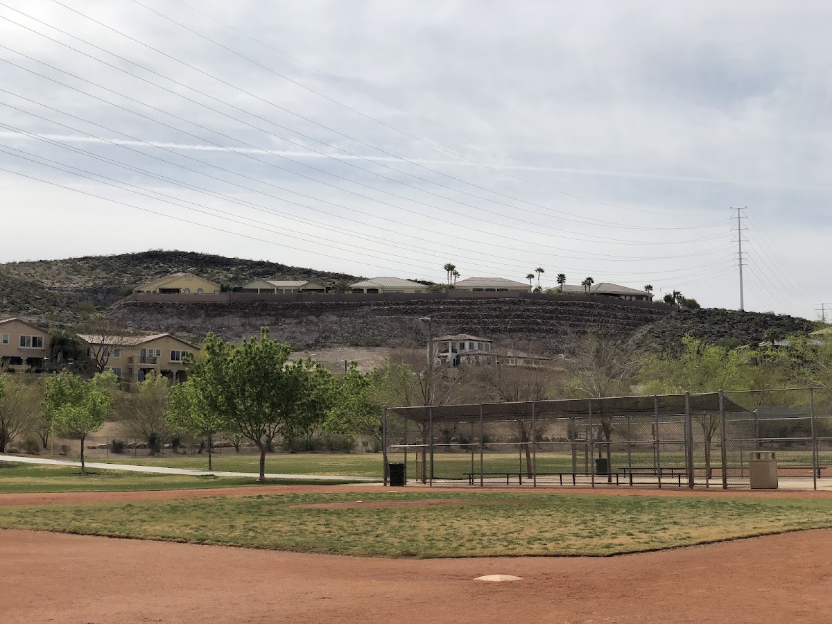 Sunridge Park - Photo 3