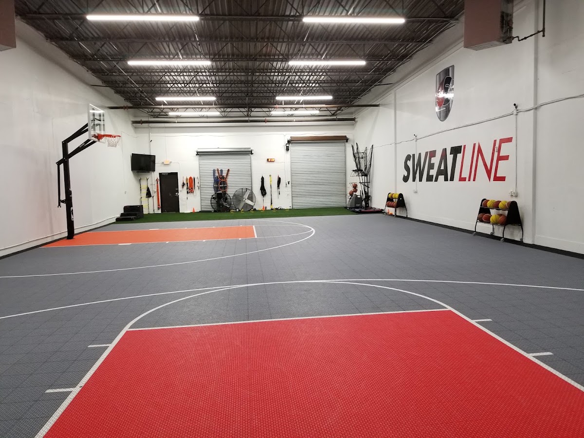 Sweatline Fitness - Photo 1