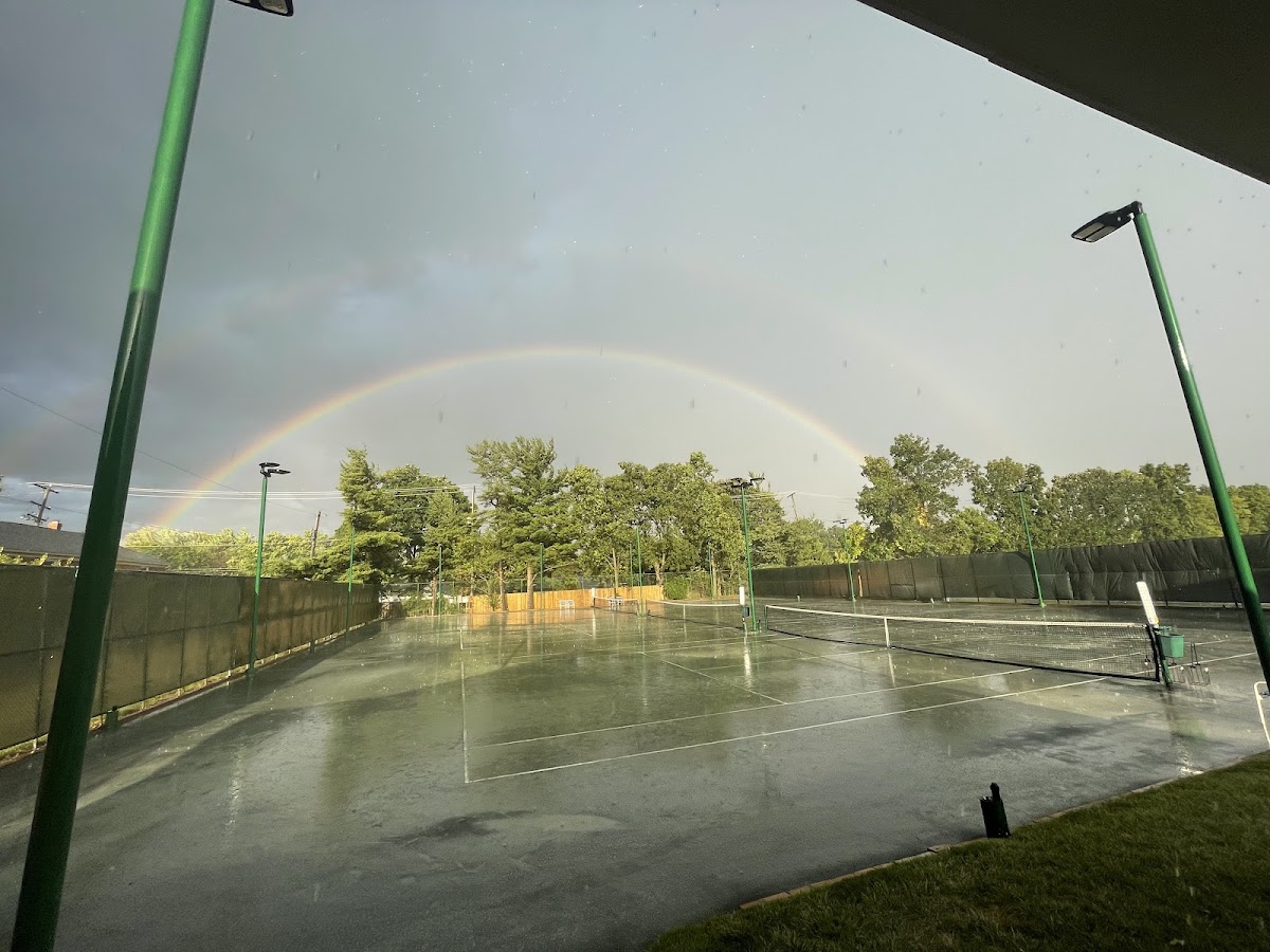 Swim & Racquet Club - Photo 1