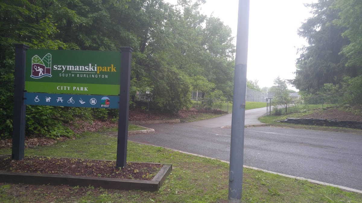 Szymanski Park - Photo 2