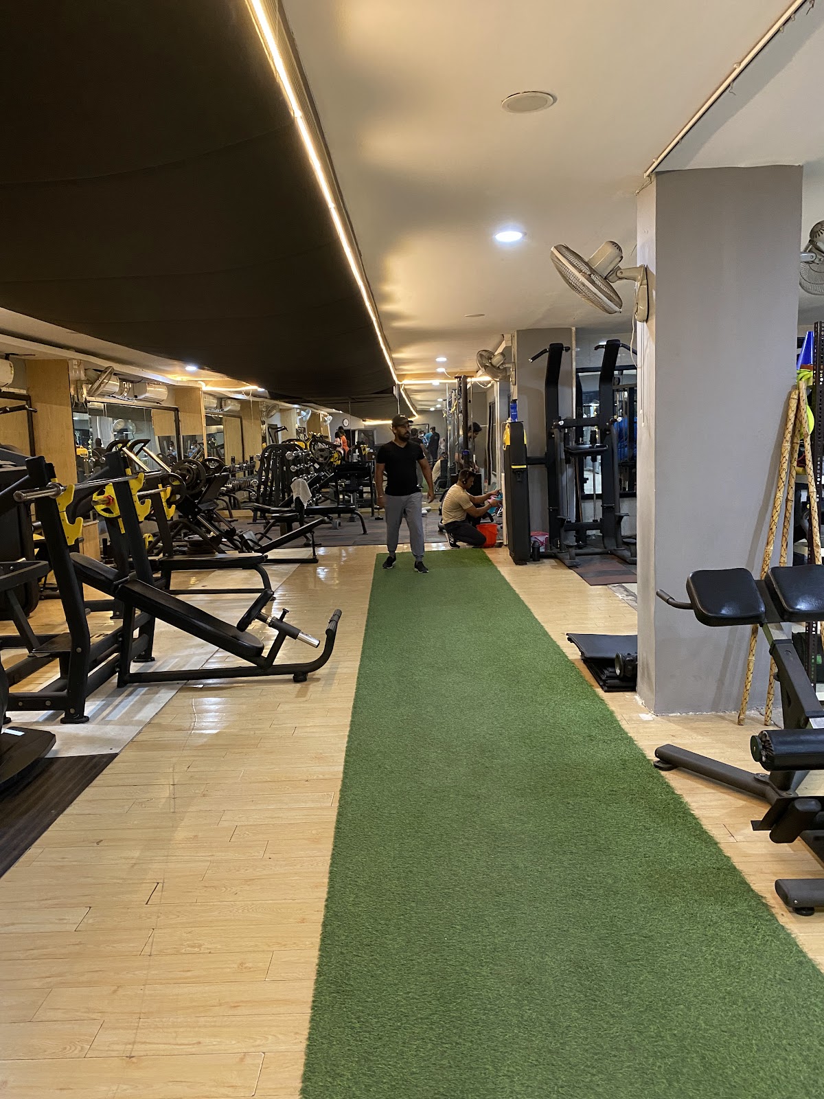 T3 Fitness - Photo 2