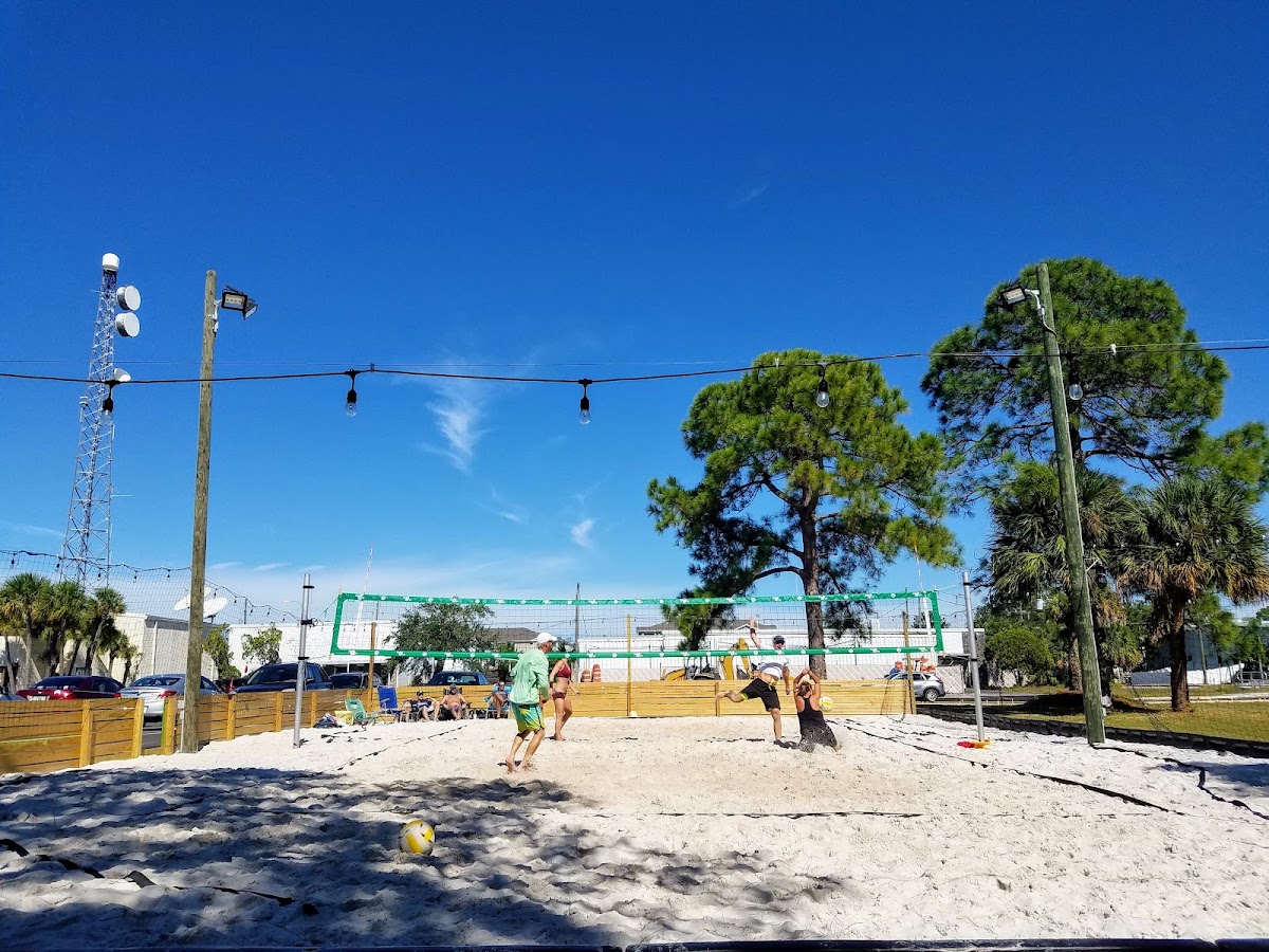 Tampa Bay Club Sport - Photo 2