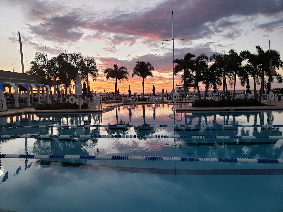 Tampa Yacht & Country Club - Photo 2