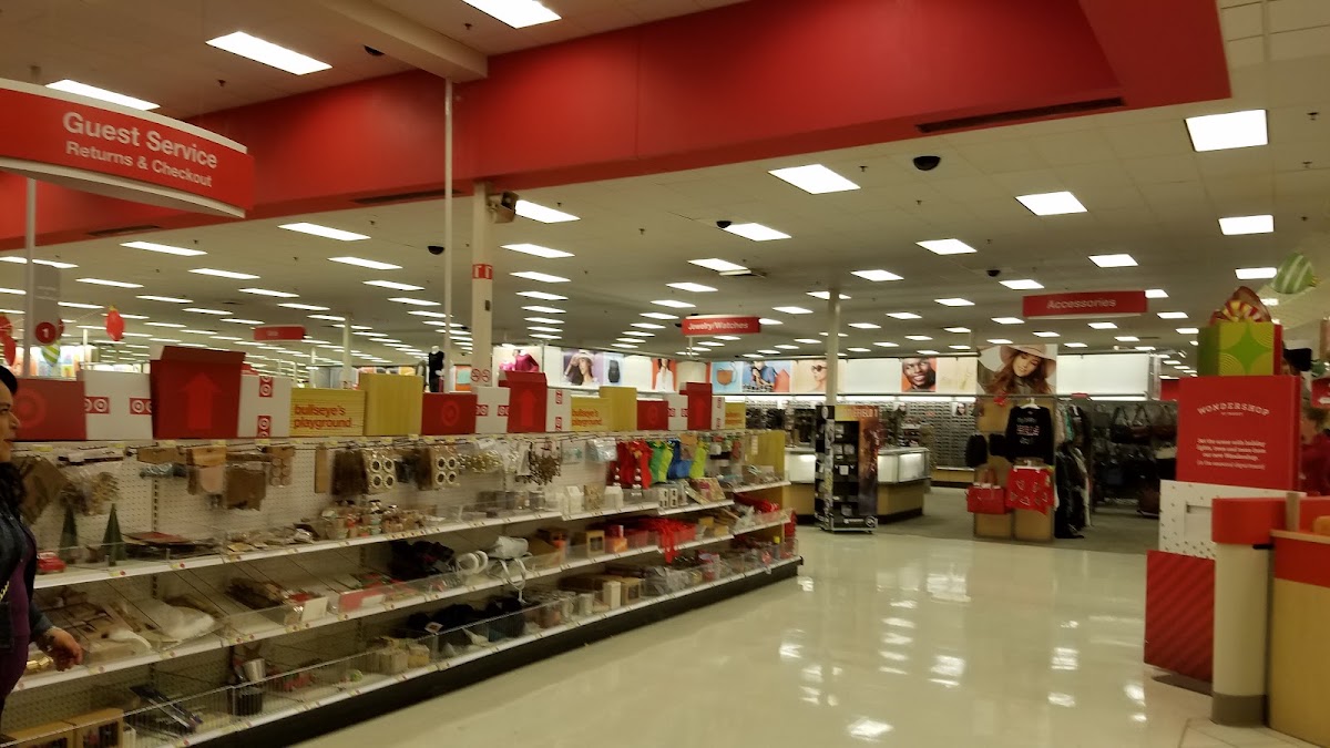 Target - Photo 2