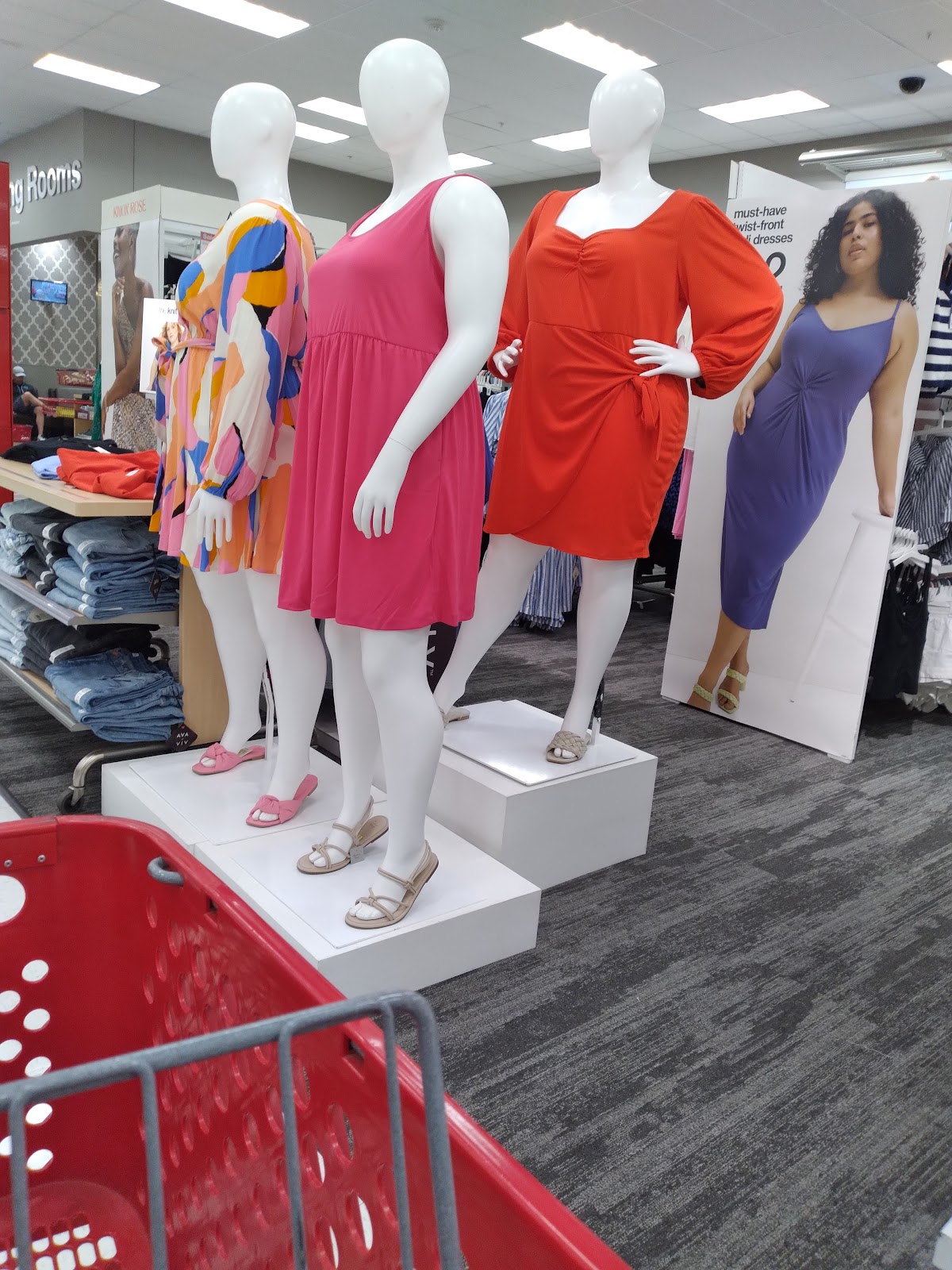 Target - Photo 3
