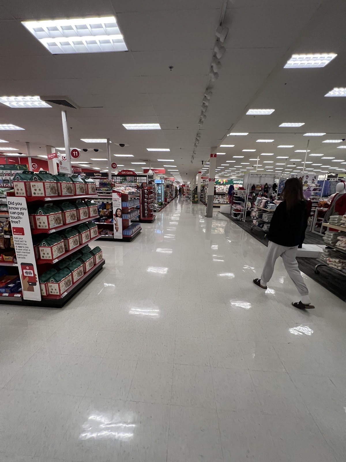 Target - Photo 2