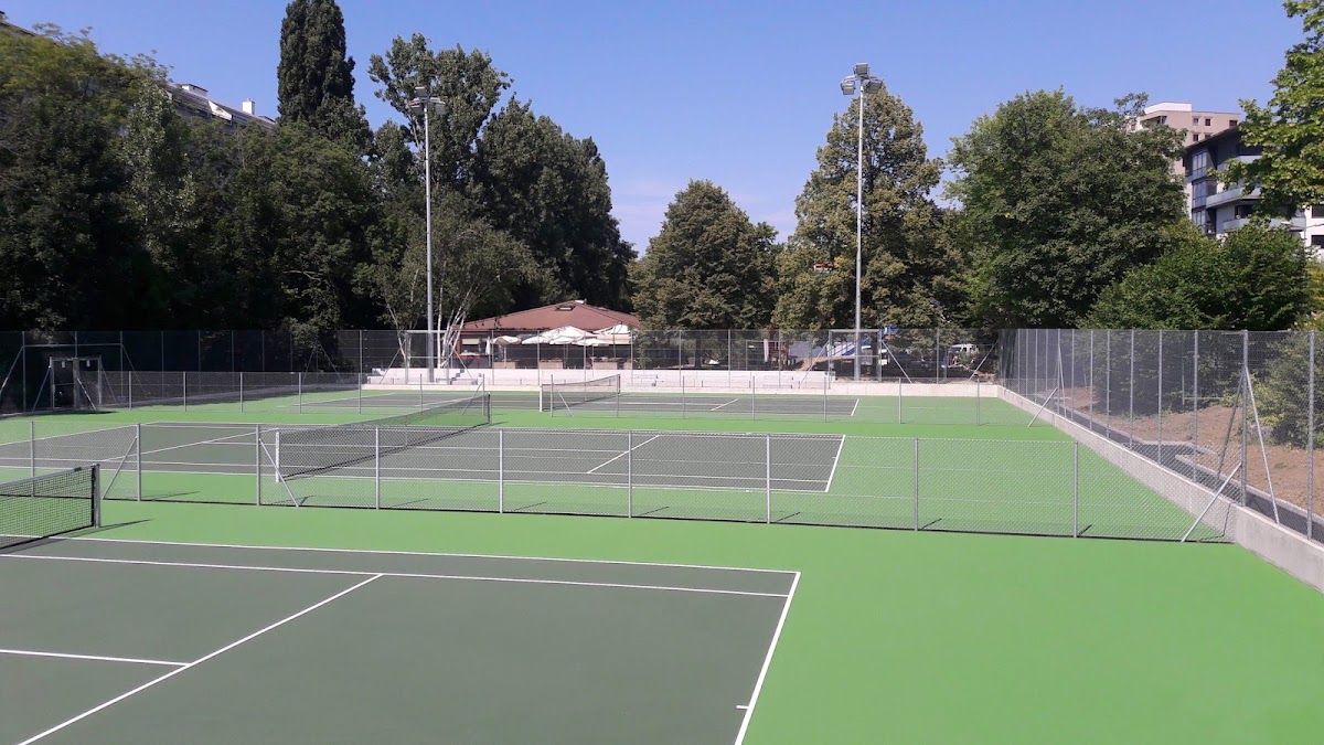 TC Lancy-Fraisiers - Photo 1