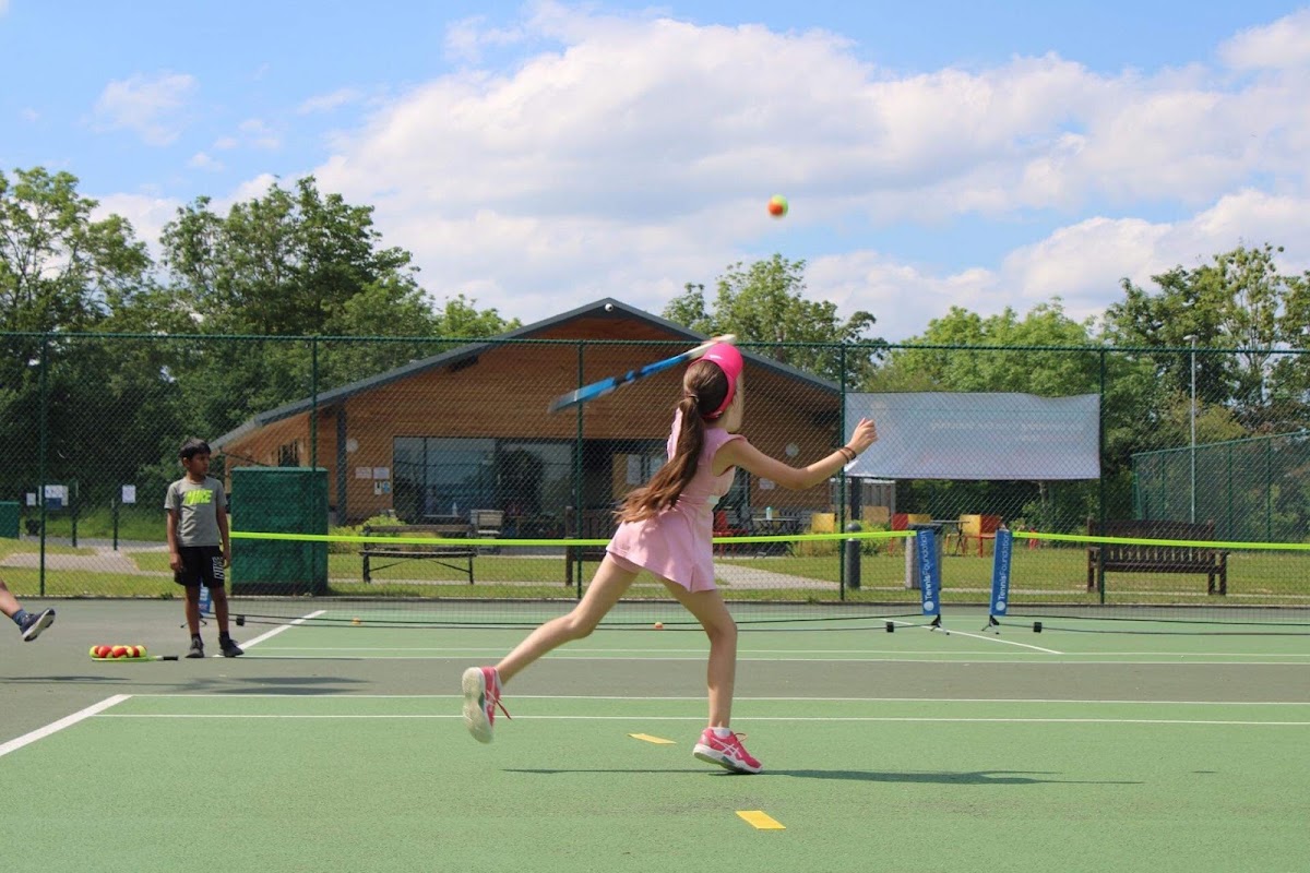 Team Hoole Tennis - Photo 2