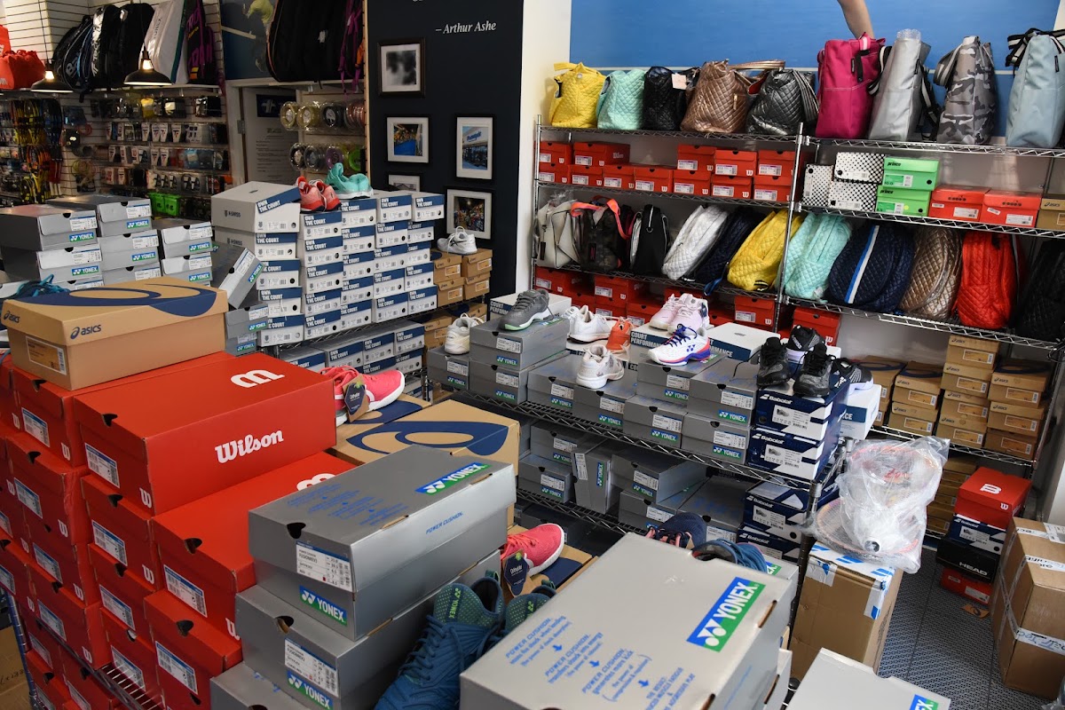Tennis Ballerz Pro Shop - Photo 3