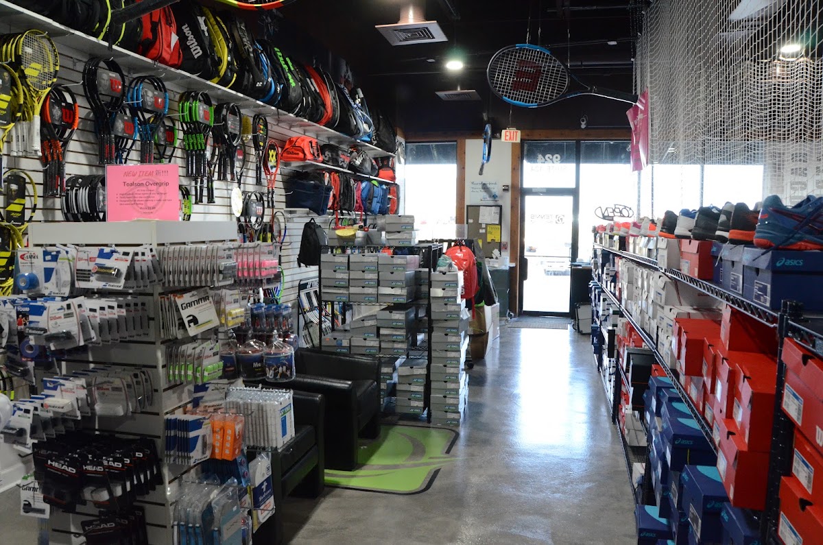 Tennis Ballerz Pro Shop - Photo 3