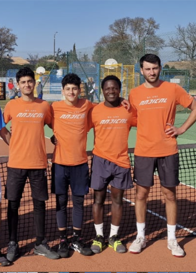 TENNIS CLUB AVIGNON BARTHELASSE - Photo 2
