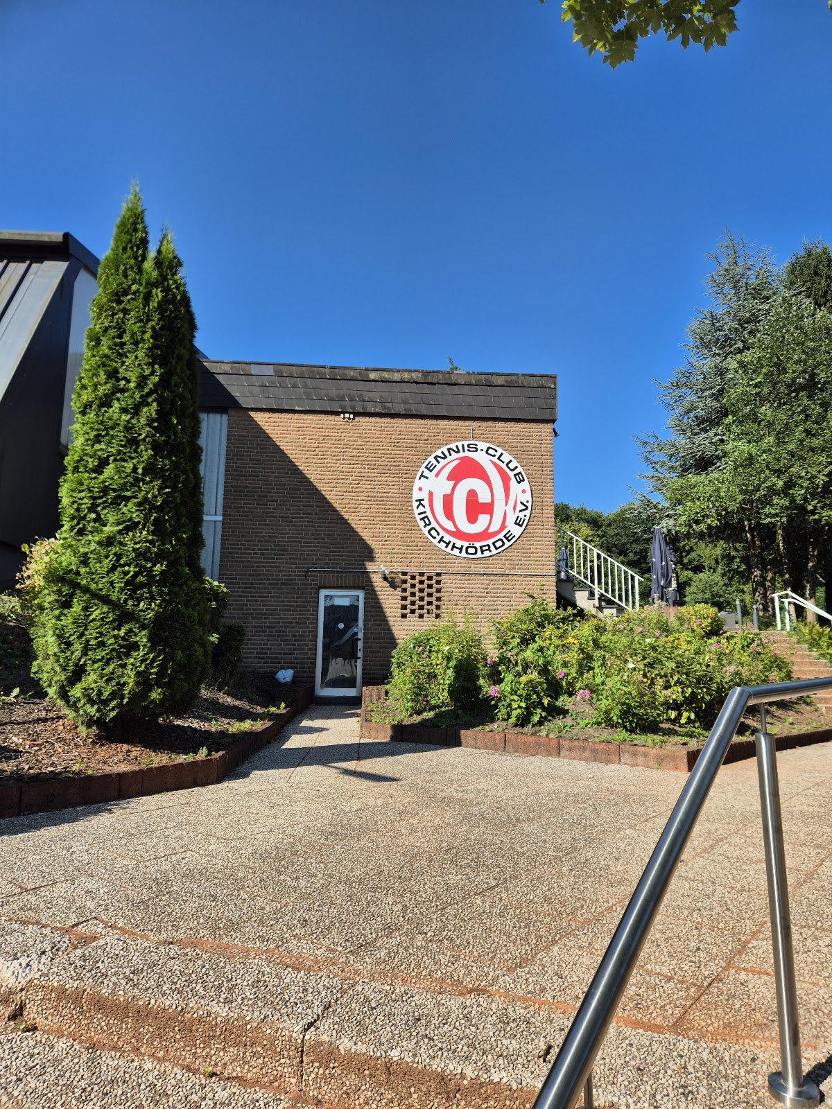 Tennis-Club Kirchhörde e.V. - Photo 2