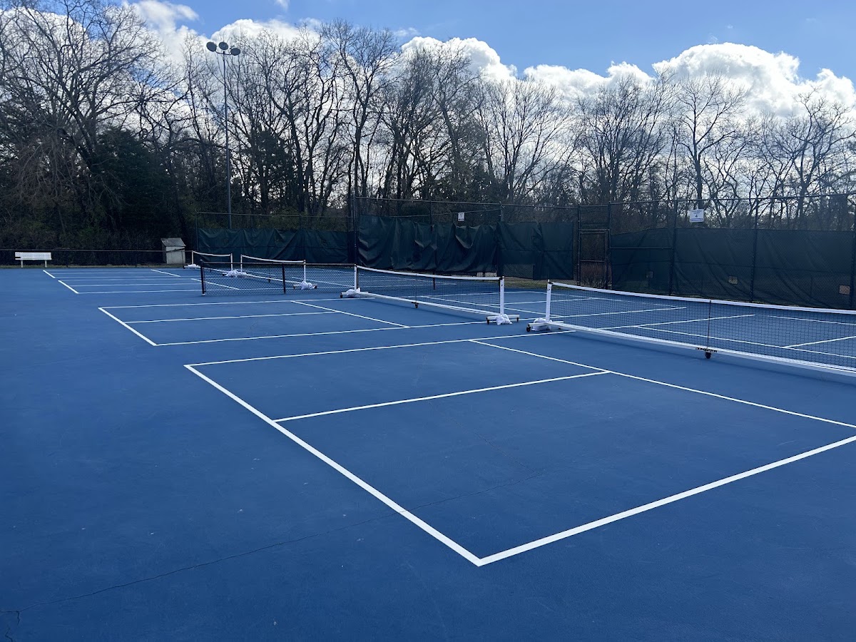 Tennis Complex - Photo 2
