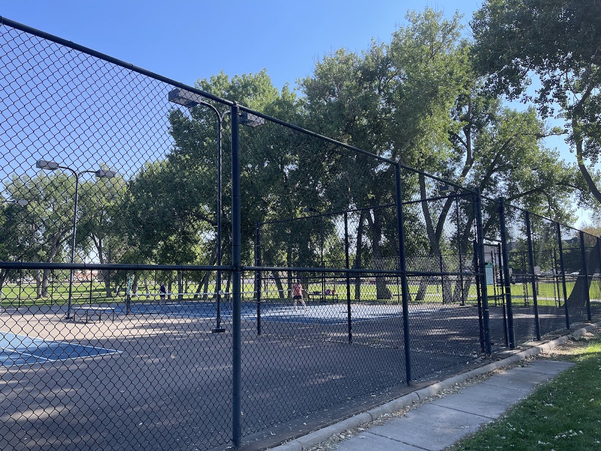 Tennis Courts - Photo 3