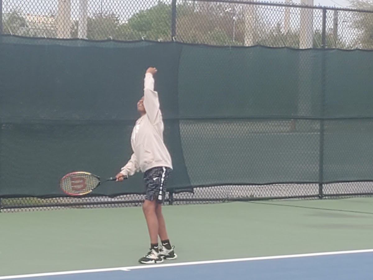 Tennis courts - Photo 3