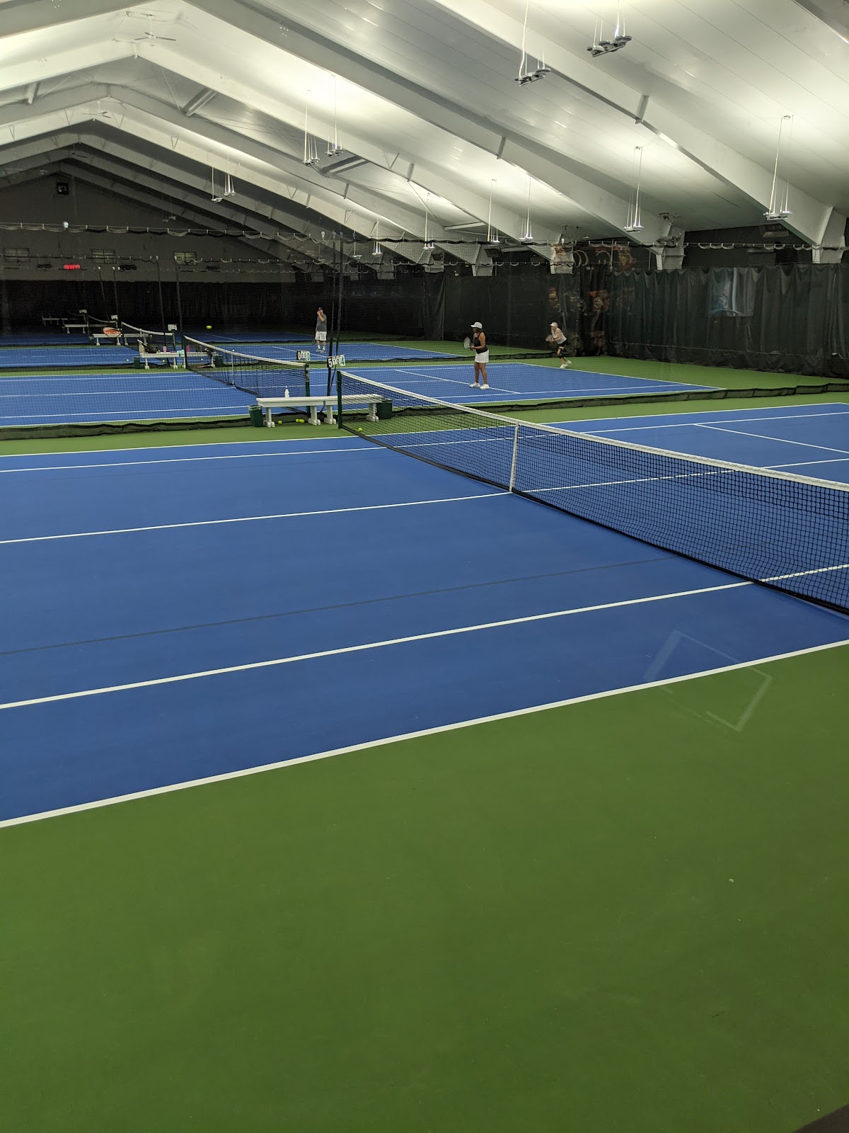 Tennis Courts - Photo 2