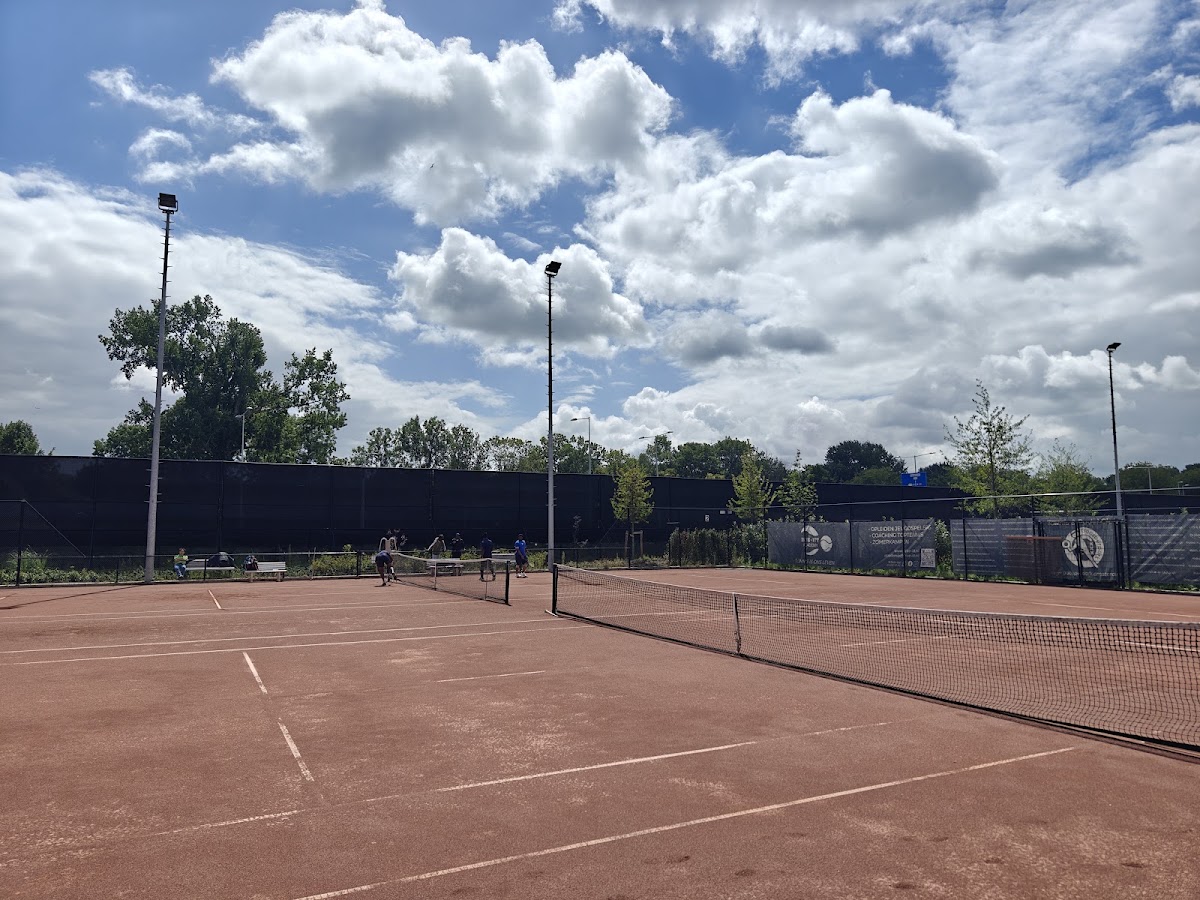 Tennis & Padel Club Gaasperpark - Photo 2