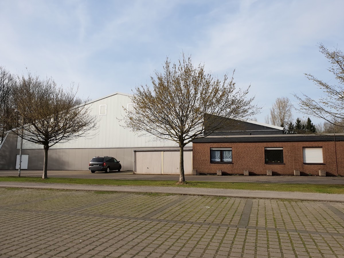 Tennis- und Squashzentrum Toeppersee e.K. - Photo 2