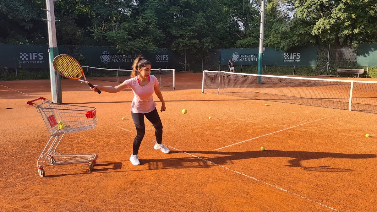 Tennisanlage im Schlossgarten - Photo 3