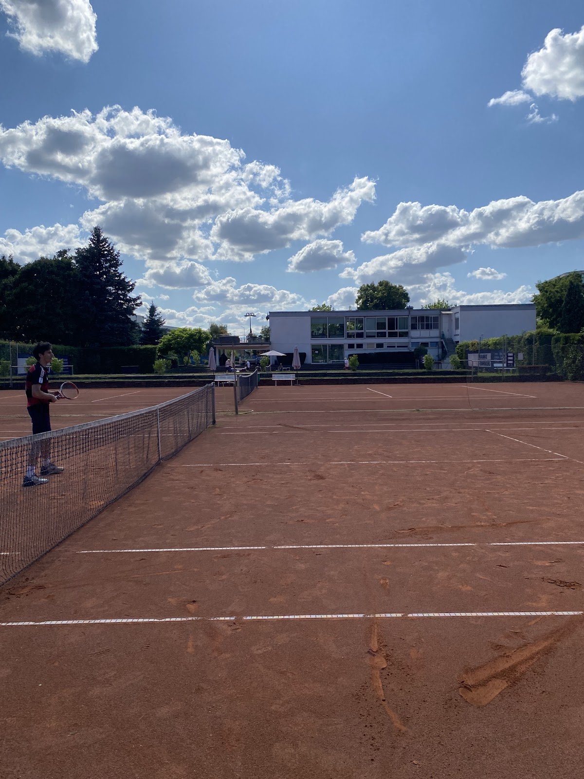 Tennisclub 1904 Blau-Schwarz e. V. - Photo 2