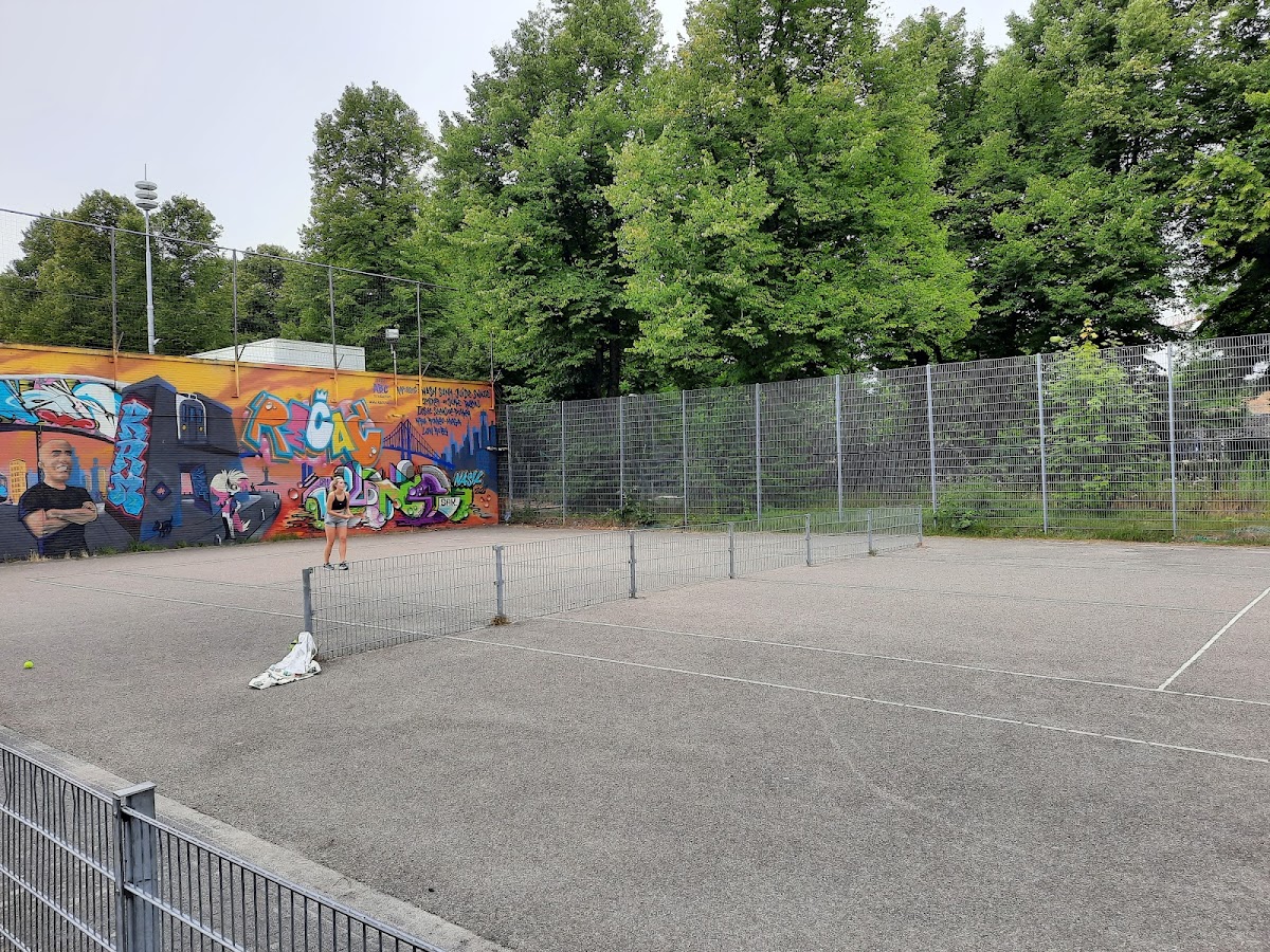 Tennisveld - Photo 1