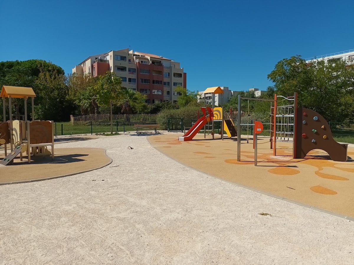 Terrain de jeu - Photo 2