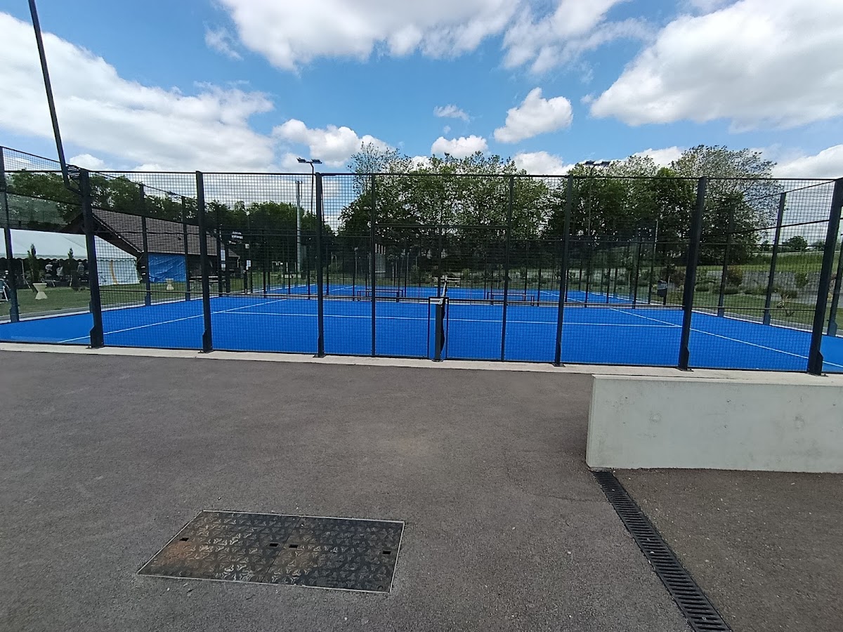 Terrain de Tennis-Padel extérieur