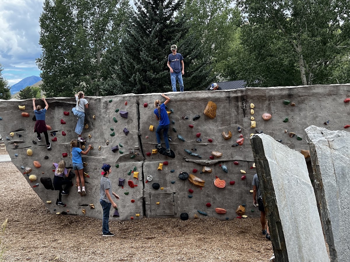Teton Boulder Park - Photo 2