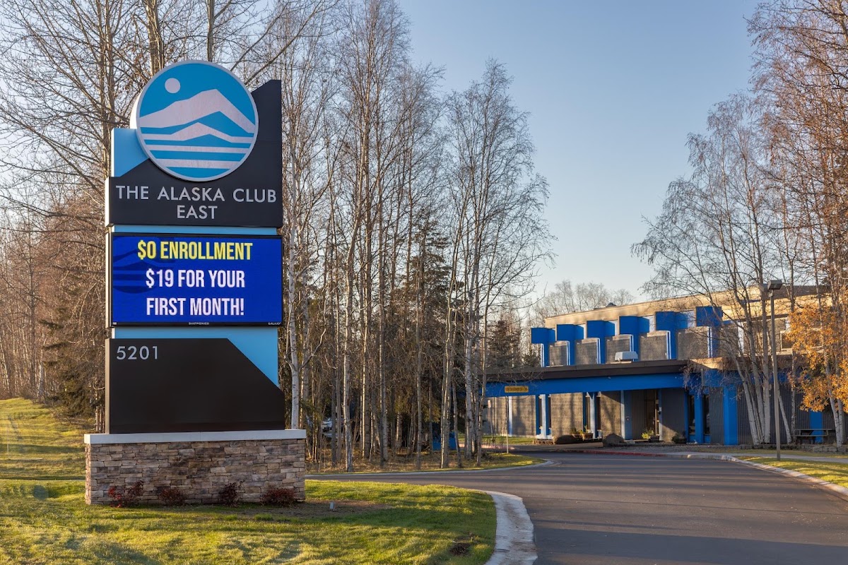 The Alaska Club East Gym & Pool - Photo 1