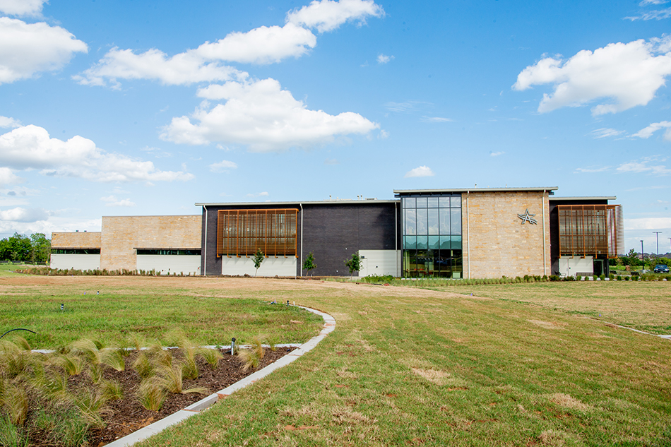 The Beacon Recreation Center - Photo 3