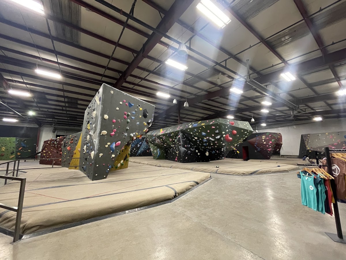 The Circuit Bouldering Gym Tigard - Photo 2